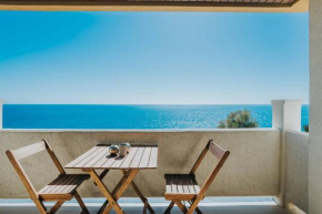 come hear the ocean!, Funchal